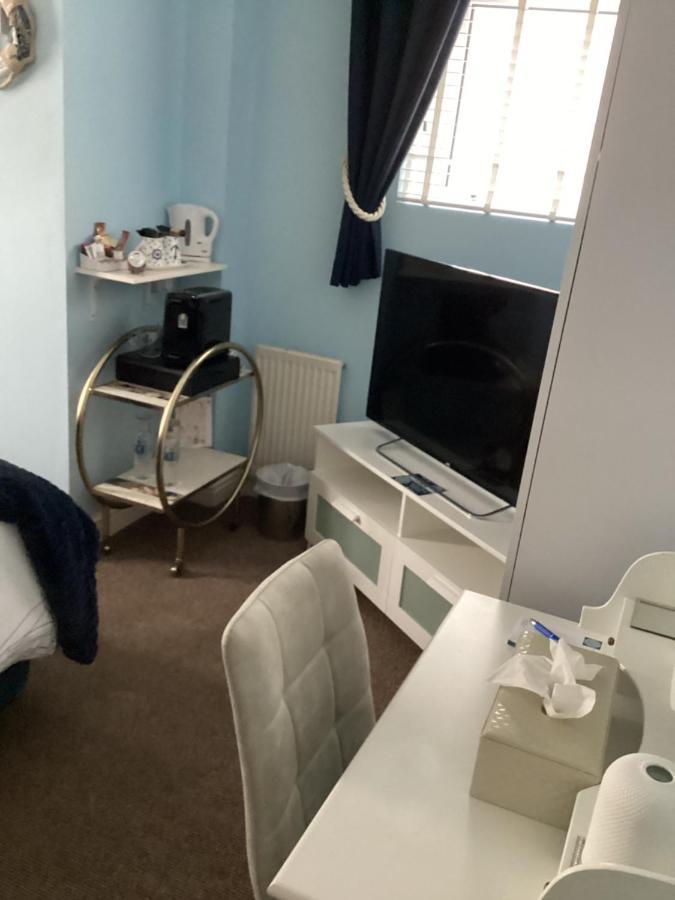 Bed and Breakfast By The Seaside Blackpool Exteriér fotografie